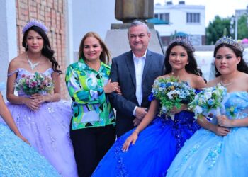 Municipio de Guadalupe celebra a quinceañeras a lo grande