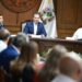 Adrián de la Garza promueve acceso a la educación media y superior a través de convenio de becas
