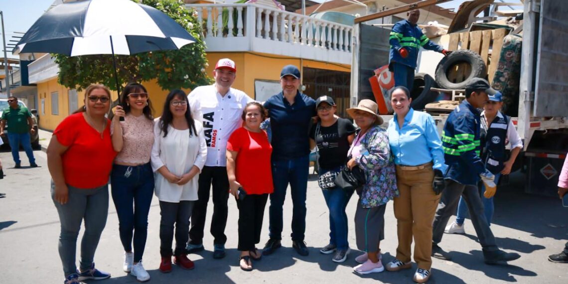 Adrián de la Garza supervisa programa de descacharrización en colonia Ferrocarrilera