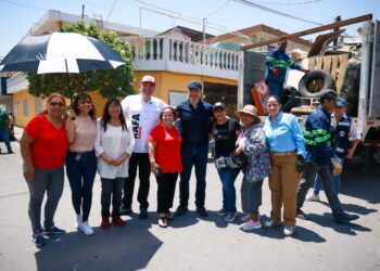 Adrián de la Garza supervisa programa de descacharrización en colonia Ferrocarrilera