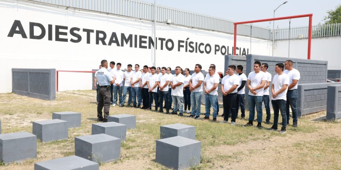 Monterrey intensifica reclutamiento en la Academia de Policía