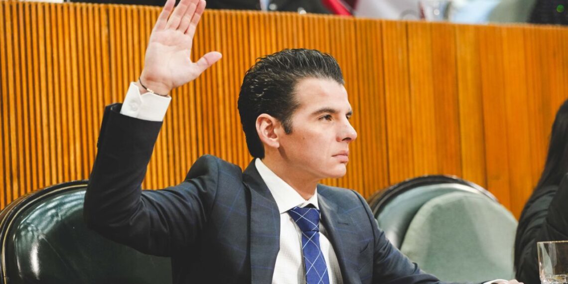 Mike Flores destaca infraestructura carretera en NL para detonar crecimiento económico