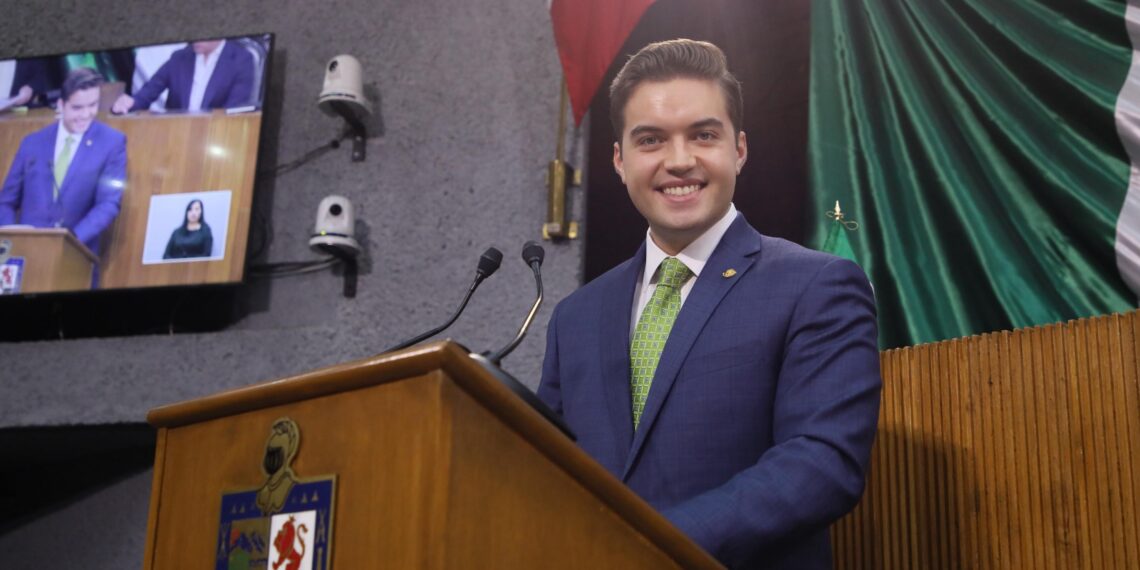 Jesús Elizondo propone tipificar como delito los “pinchazos“ en transporte público