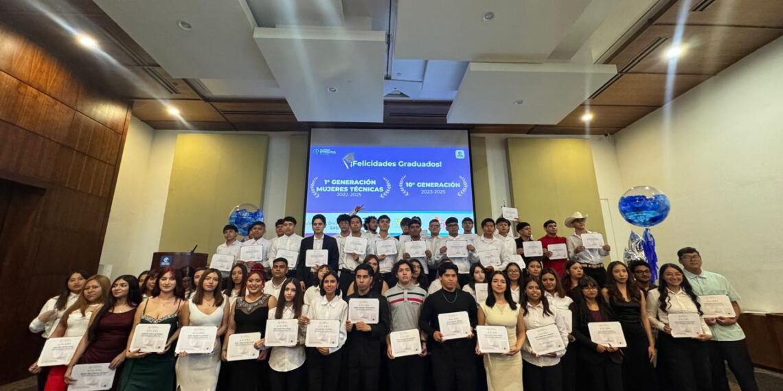CAINTRA celebra graduación de la 10ª generación de Alianza Empresarial