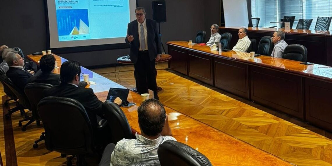 Presentan fundamentos clave de la Valuación en Marcha a líderes del sector privado
