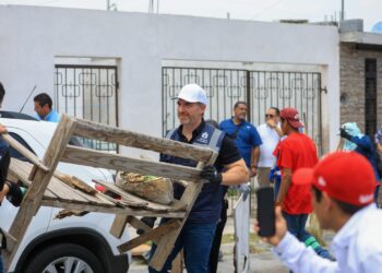 Adrián de la Garza anuncia aumento salarial histórico a personal de Servicios Públicos