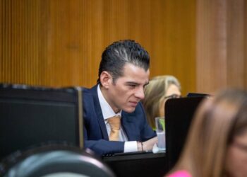 Mike Flores llama a aprobar iniciativas clave en materia de seguridad