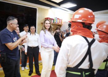 DIF Monterrey y Grupo Bimbo impulsan inclusión laboral de personas con discapacidad auditiva