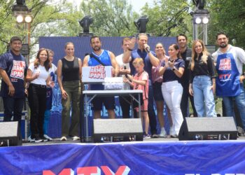 Monterrey celebra a los padres con jornada deportiva “Que se arme, papá”