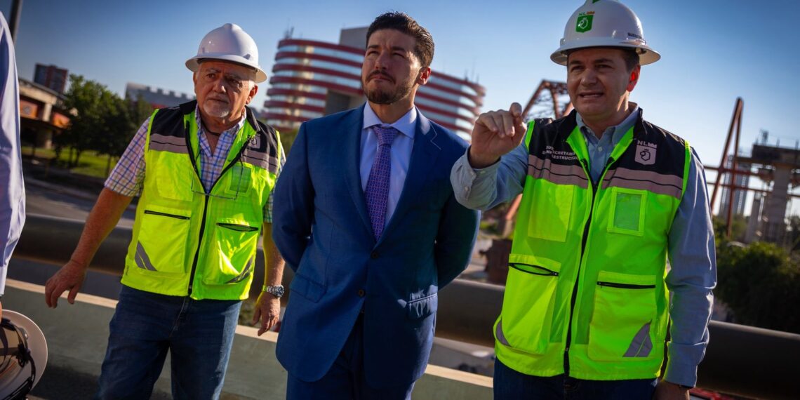Samuel García supervisa avances de la Línea 6 del Metro