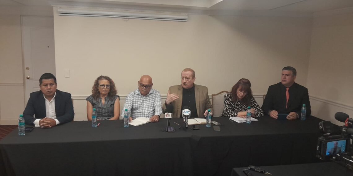 Comunidad evangélica de NL acuerda con el Estado acceso a salud