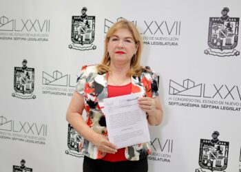 Betty Garza propone a la Secretaría de Salud combatir plagas estacionales