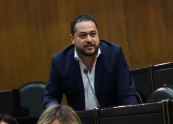 Miguel Lechuga denuncia opacidad en venta de terrenos en Santa Catarina