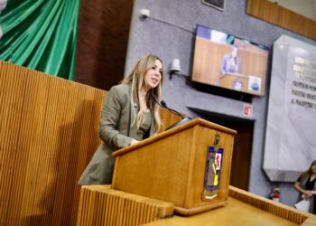 Perla Villarreal propone tamiz neonatal cardiaco obligatorio por ley en Nuevo León