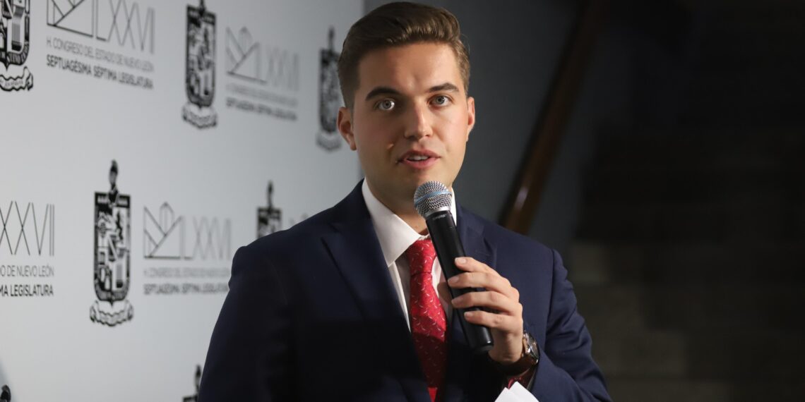 Jesús Elizondo exige a AyD transparencia por fallas y recursos de Monterrey V