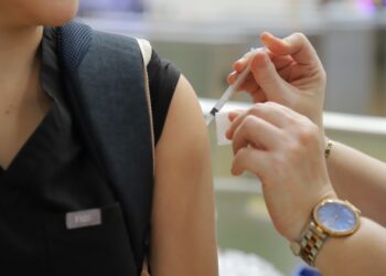 Secretaría de Salud instala módulos especiales de vacunación contra el sarampión