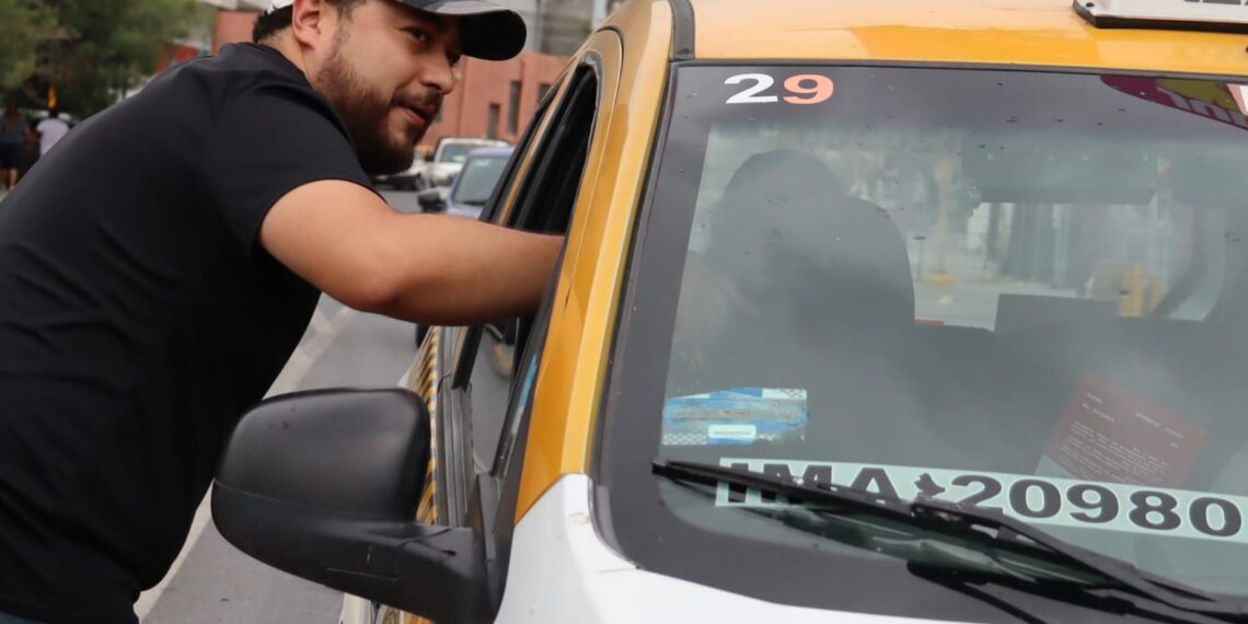 Legisladores exigen revertir cambio de nombre de la avenida Díaz Ordaz