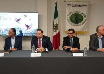 Colegio de Abogados de NL apoya la propuesta de 40 horas de trabajo