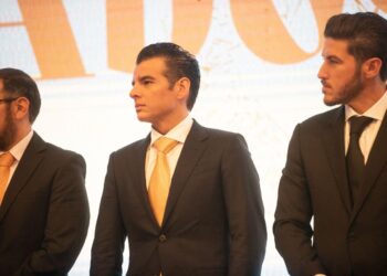 Mike Flores reconoce labor de Protección Civil de Nuevo León