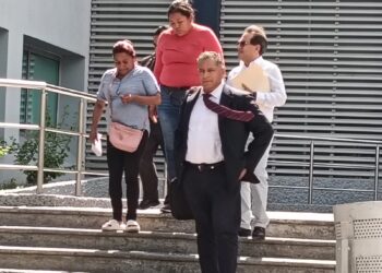 Denuncian a activista por delitos sexuales y privación ilegal de menores