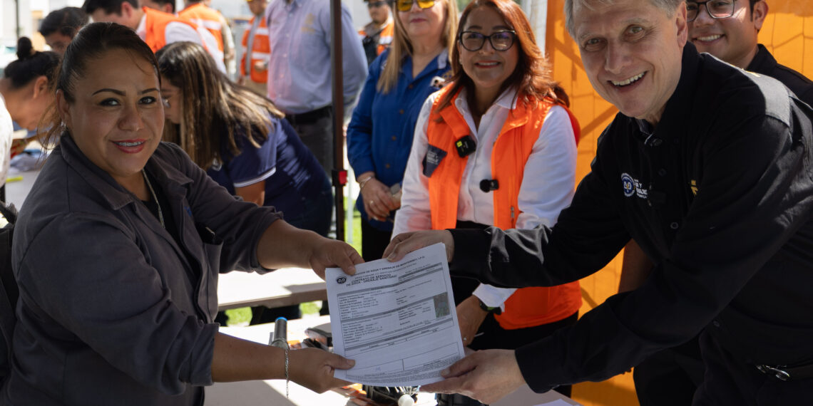 AyD avanza en la regularización del servicio de agua en Juárez