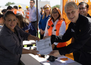 AyD avanza en la regularización del servicio de agua en Juárez
