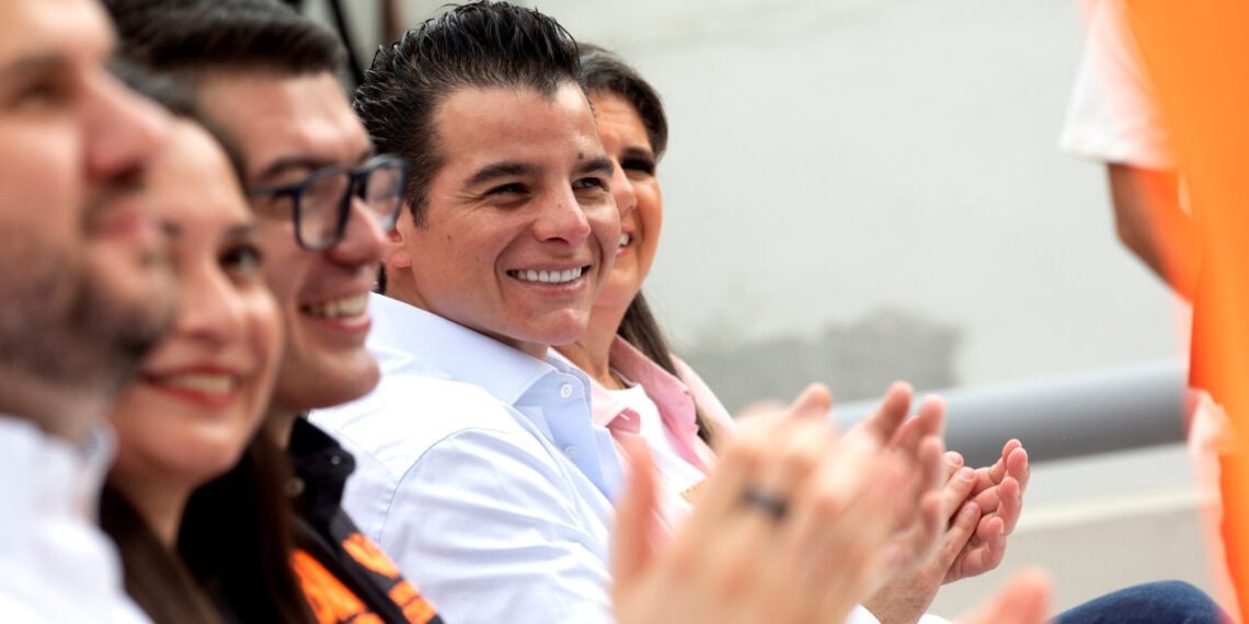 Empresarios y profesionales respaldan nombramiento de Mike Flores como Secretario General de Gobierno