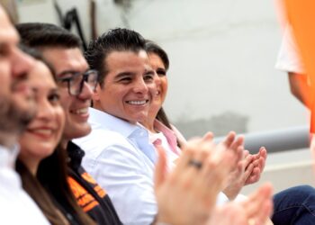 Empresarios y profesionales respaldan nombramiento de Mike Flores como Secretario General de Gobierno