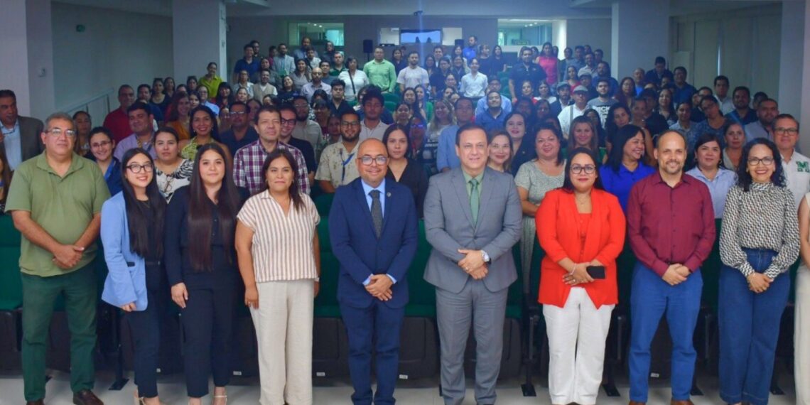 FFyL registra cifra récord en la matrícula de Posgrado