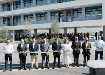 Manuel Guerra Cavazos inaugura la Unidad Académica García UANL