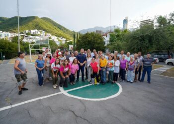 Inician rehabilitación de parques al sur de Monterrey