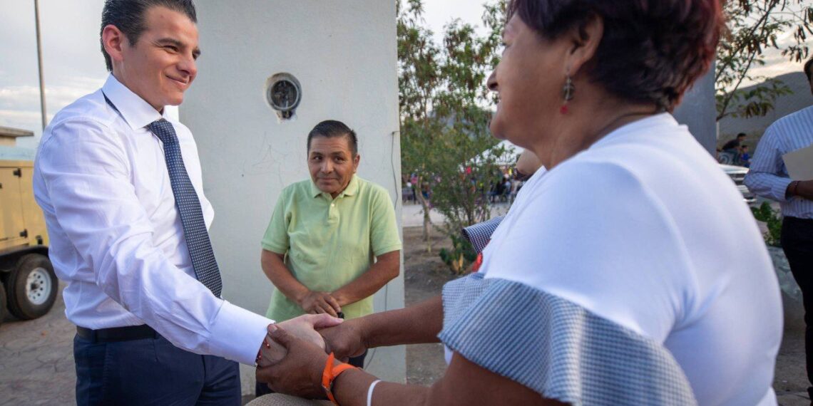 Mike Flores ratifica su compromiso con un gobierno abierto