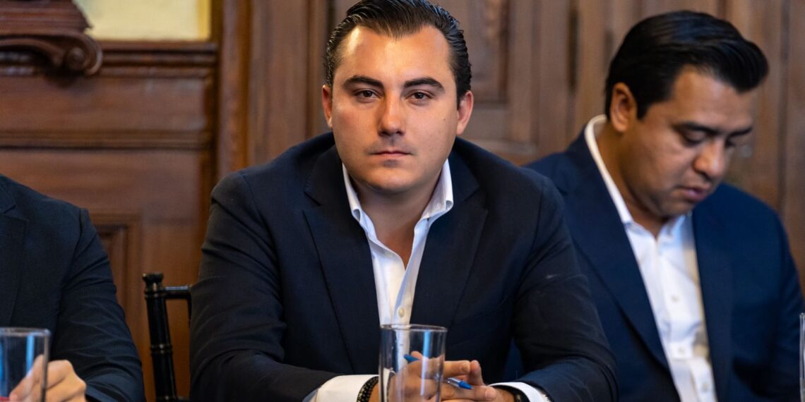 Manuel Guerra impulsa recuperación de viviendas abandonadas en García