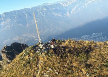 Combate PC Guadalupe incendio en el Cerro de la Silla