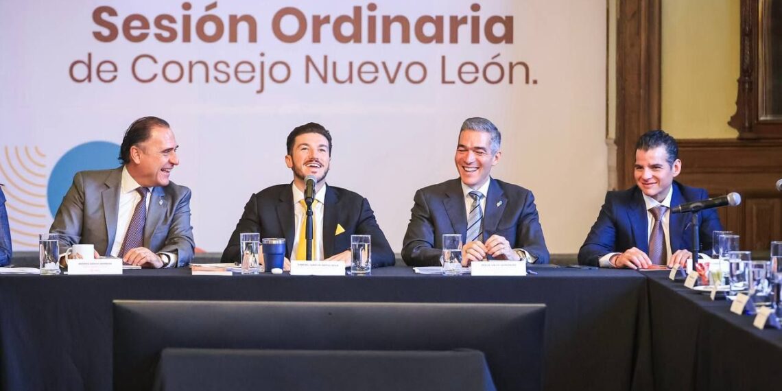 Miguel Flores da bienvenida a nuevo presidente de Consejo Nuevo León