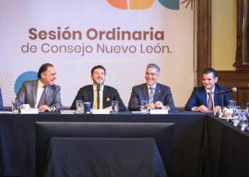 Miguel Flores da bienvenida a nuevo presidente de Consejo Nuevo León