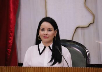 Brenda Velázquez propone reubicación de plantas de Ternium