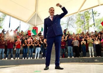 Waldo Fernández rinde su Primer Informe en el Senado