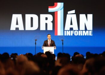 Adrián de la Garza promete seguir construyendo un Monterrey de progreso