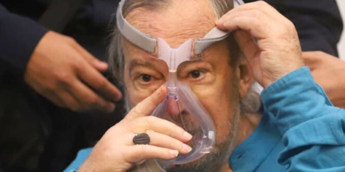 Mauricio Fernández solicita licencia en San Pedro para tratarse el cáncer