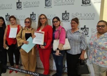 Nuevo León vuelve a retrasar lista de deudores alimentarios; sociedad civil exige cumplimiento