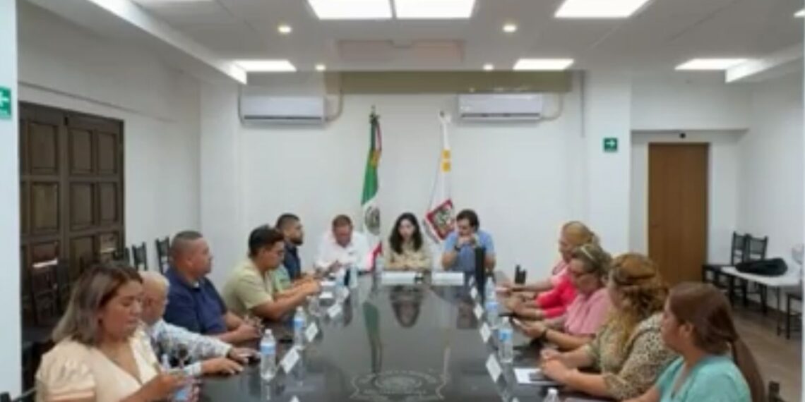 Controversia en Zuazua: Alcaldesa recurre a funcionario del pasado