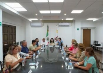 Controversia en Zuazua: Alcaldesa recurre a funcionario del pasado