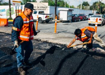 Guadalupe anuncia segunda etapa de bacheo en la colonia Paraíso