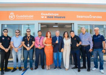Guadalupe inaugura moderna cabina de autobuses, única en América Latina