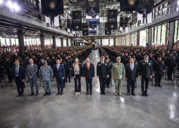 Miguel Flores destaca la valentía de Fuerza Civil en el Día del Policía