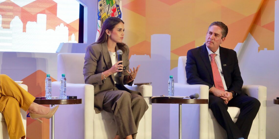 Lorena de la Garza pide más viviendas dignas en Nuevo León