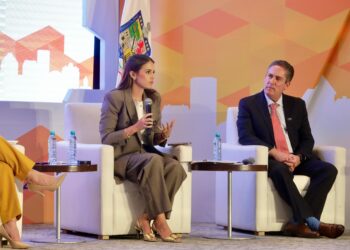 Lorena de la Garza pide más viviendas dignas en Nuevo León