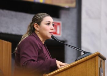 Impulsan exhorto e iniciativa para frenar el embarazo adolescente