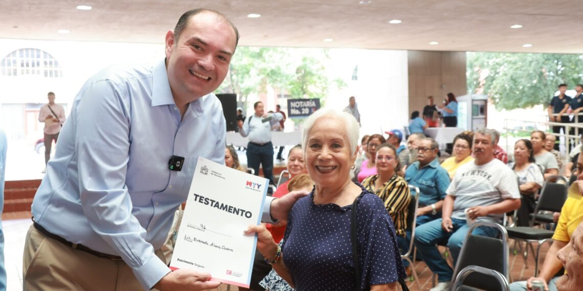 Monterrey entrega más de mil testamentos con programa Patrimonio Seguro